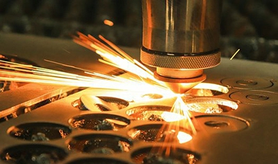 Learn about laser engraving machines and CO2 laser cutting machines on the market? Good to use?